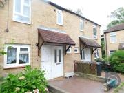 3 bedroom terraced house for rent in Bringhurst,...