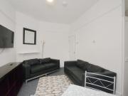 3 bedroom terraced house for rent in Carill Drive,...