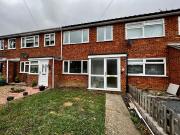 3 bedroom terraced house for rent in Carlyle Close,...