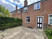 3 bedroom terraced house for rent in Chalkpit Cottages,...