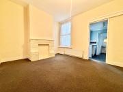 3 bedroom terraced house for rent in Chaucer Road,...
