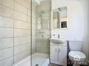 3 bedroom terraced house for rent in Churchill Road,...