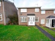 3 bedroom terraced house for rent in Cragside Chester Le...