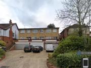 3 bedroom terraced house for rent in Croydon Road,...