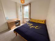 3 bedroom terraced house for rent in Dewe Road,...