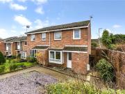 3 bedroom terraced house for rent in Elder Close,...