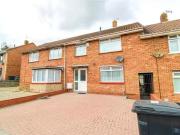 3 bedroom terraced house for rent in Fernsteed Road,...