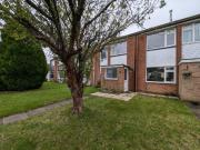 3 bedroom terraced house for rent in Gibbs Close,...