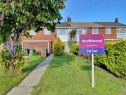 3 bedroom terraced house for rent in Gillebank Close,...