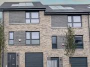 3 Bedroom Terraced House For Rent In Glasgow