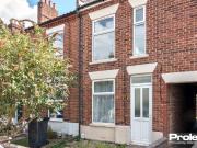 3 bedroom terraced house for rent in Grant Street,...