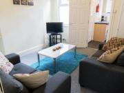 3 bedroom terraced house for rent in Harefield Road,...