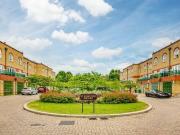 3 bedroom terraced house for rent in Harrods Village...