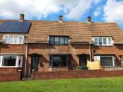 3 bedroom terraced house for rent in Henley Road,...