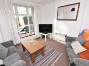 3 bedroom terraced house for rent in High Street,...