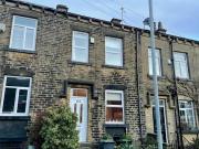 3 bedroom terraced house for rent in High Street...