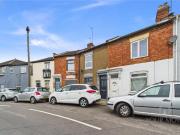 3 bedroom terraced house for rent in Hunter Street,...