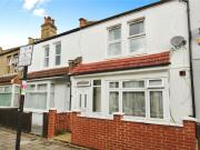 3 bedroom terraced house for rent in Kenlor Road,...