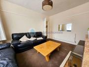 3 bedroom terraced house for rent in Landseer Road,...