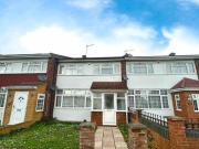 3 Bedroom Terraced House For Rent In Langley