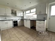 3 bedroom terraced house for rent in Leda Avenue,...