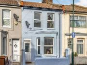 3 bedroom terraced house for rent in Livingstone Road...