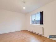 3 Bedroom Terraced House For Rent In London