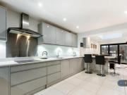 3 Bedroom Terraced House For Rent In London 3 Bedroom Terraced House For Rent In London