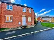 3 bedroom terraced house for rent in Long Ashton,...