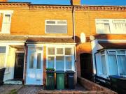3 bedroom terraced house for rent in Long Hyde Road,...