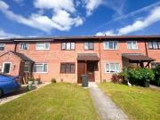 3 bedroom terraced house for rent in Longdown Drive,...