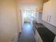 3 bedroom terraced house for rent in Lonsdale Avenue,...