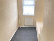 3 bedroom terraced house for rent in Lyndhurst Crescent,...