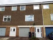 3 bedroom terraced house for rent in Lynwood Walk,...