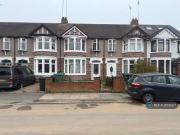 3 bedroom terraced house for rent in Macdonald Road,...