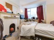 3 bedroom terraced house for rent in Monks Park Avenue,...
