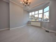 3 bedroom terraced house for rent in New North Road,...