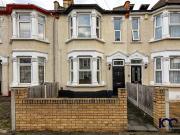 3 bedroom terraced house for rent in North Road, Ilford, IG3