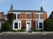 3 bedroom terraced house for rent in Oakland Road,...