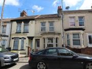 3 bedroom terraced house for rent in Richmond Road,...