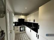 3 Bedroom Terraced House For Rent In Salford