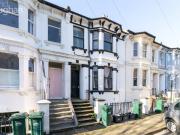 3 bedroom terraced house for rent in Shaftesbury Road,...