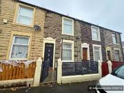 3 bedroom terraced house for rent in Shuttleworth...