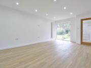 3 bedroom terraced house for rent in St. Christophers...