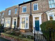 3 bedroom terraced house for rent in St. John Street,...