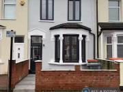 3 bedroom terraced house for rent in Strone Road, London, E7