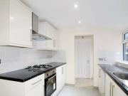 3 bedroom terraced house for rent in Sutton Court Road...