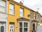 3 Bedroom Terraced House For Rent In Swindon, Wiltshire