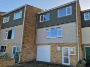 3 bedroom terraced house for rent in Uppercliff Drive...