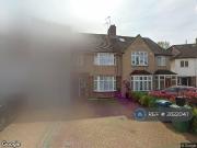 3 bedroom terraced house for rent in Vale Croft, Pinner, HA5